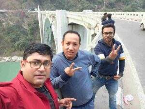 tour package with friends