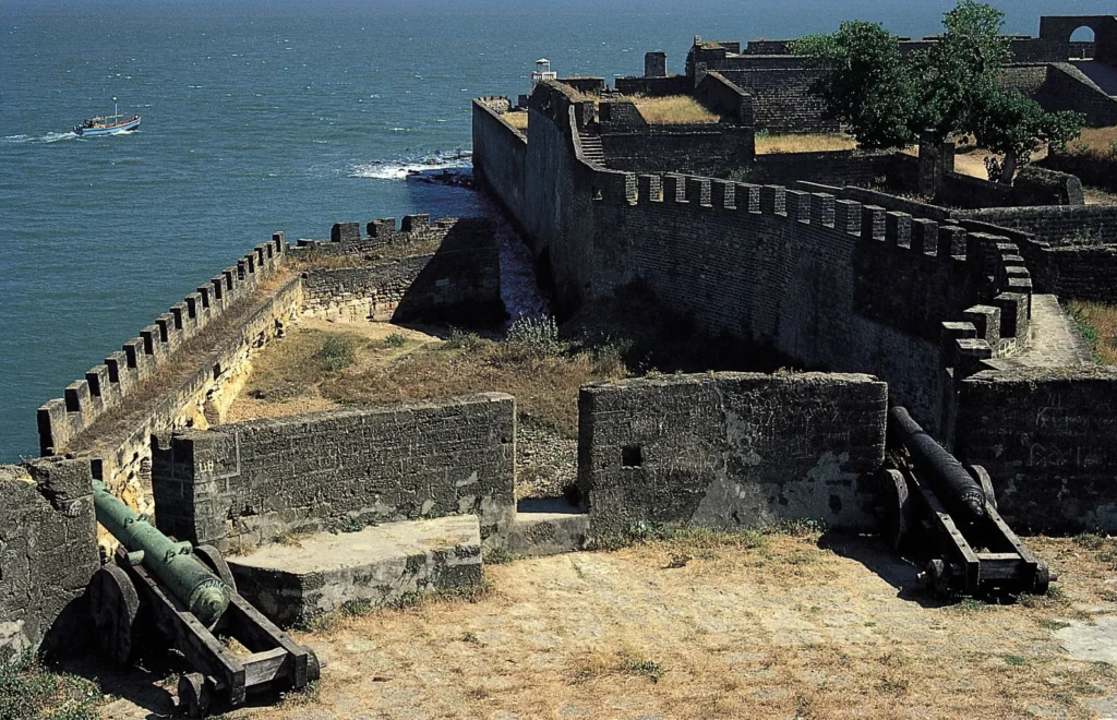 fort-Portuguese-coast-Diu-1024x660.webp?profile=RESIZE_1200x
